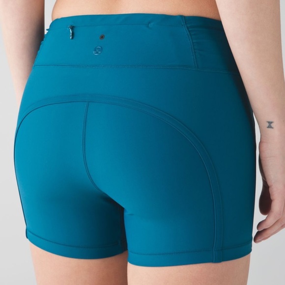 Lululemon Reach The Beach Short Tofino Teal Size 8 - Picture 2 of 7
